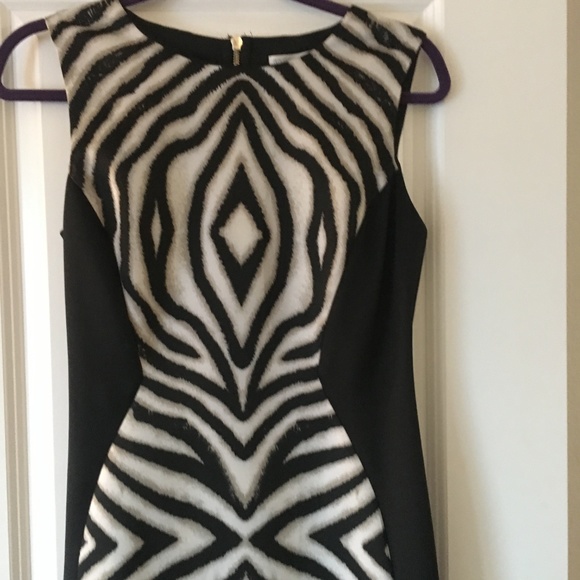 Black dress with leopard print - Picture 2 of 3